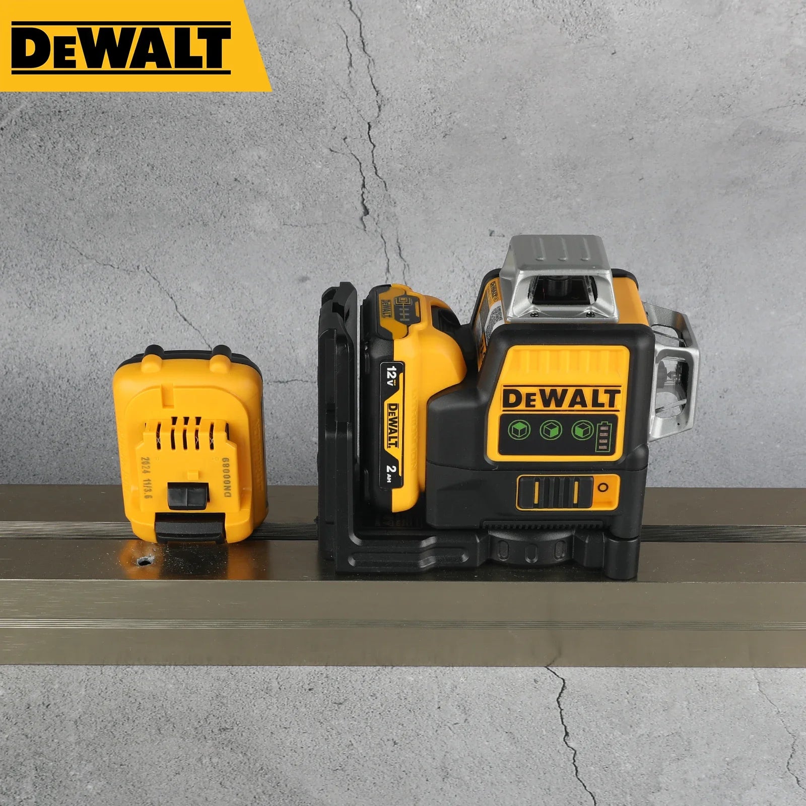 Nível a Laser DeWALT 12 Linhas Verde 3 Lados 360° Horizontal e Vertical